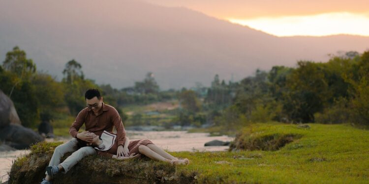 Embracing the Power of Unconditional Love: Inspiring Quotes to Warm Your Heart