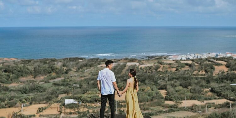 Building Bridges: Inspiring Trust Quotes to Strengthen Relationships