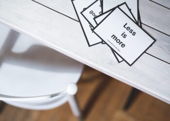 Hope: A Beacon of Light in the Darkness – Inspiring Quotes to Keep You Going