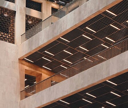 Unlocking the Power of Presence: Embracing Mindfulness Teachings for a Fulfilling Life