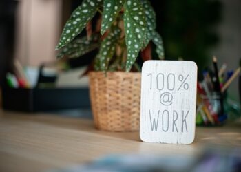 Mastering the Clock: Inspirational Quotes for Effective Time Management