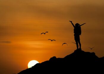 Embracing Hope: Inspiring Quotes to Illuminate the Path Forward