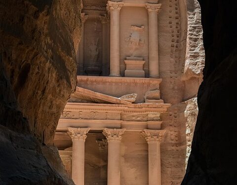 Unlocking the Secrets of the Ages: Ancient Wisdom Quotes for Modern Living